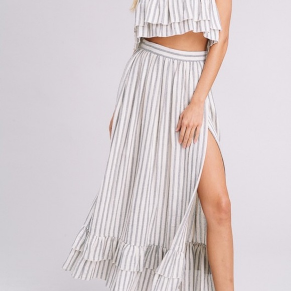 NEW - Striped Two Piece Set - Picture 5 of 6